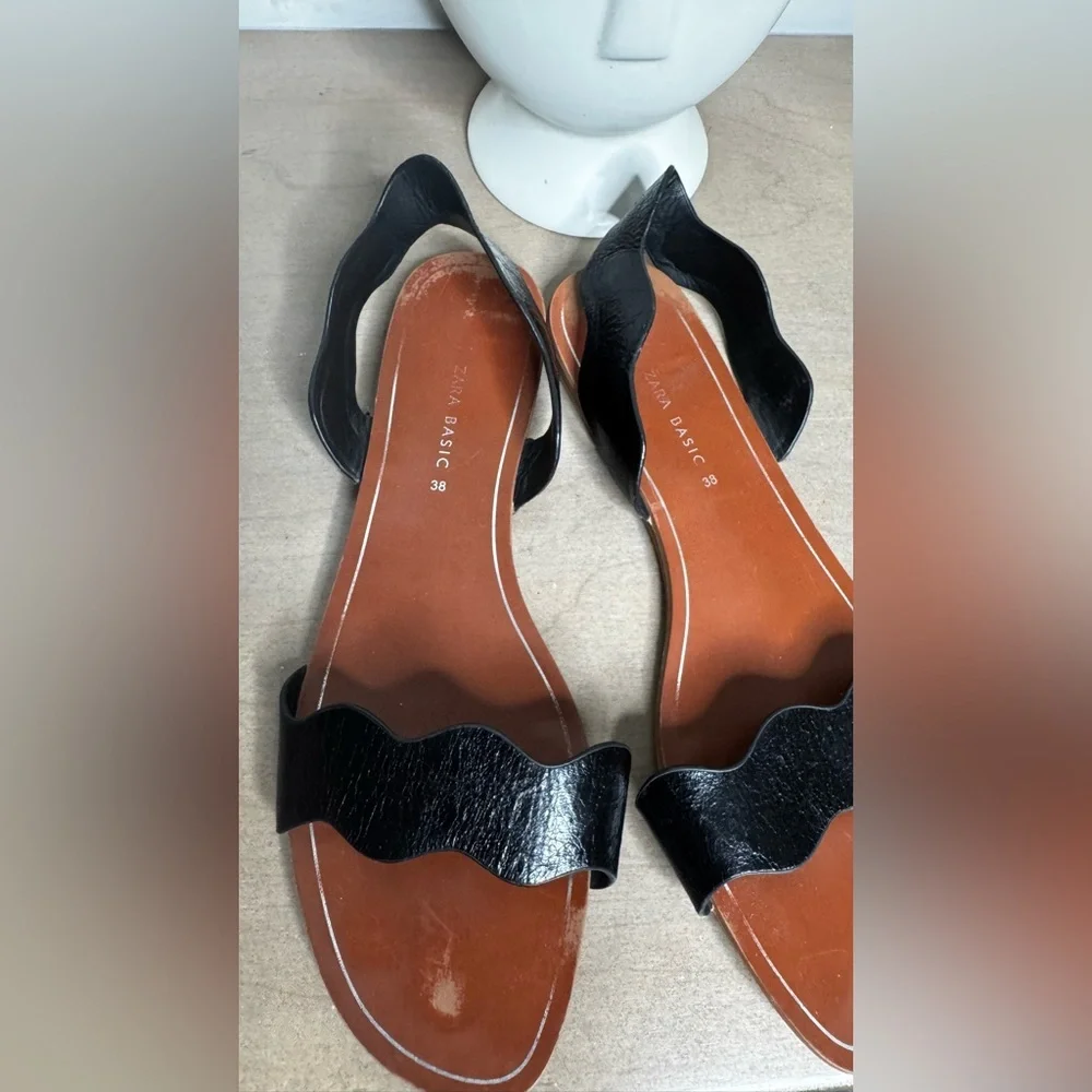 Black Sandals by ZARA - Picture 2 of 6